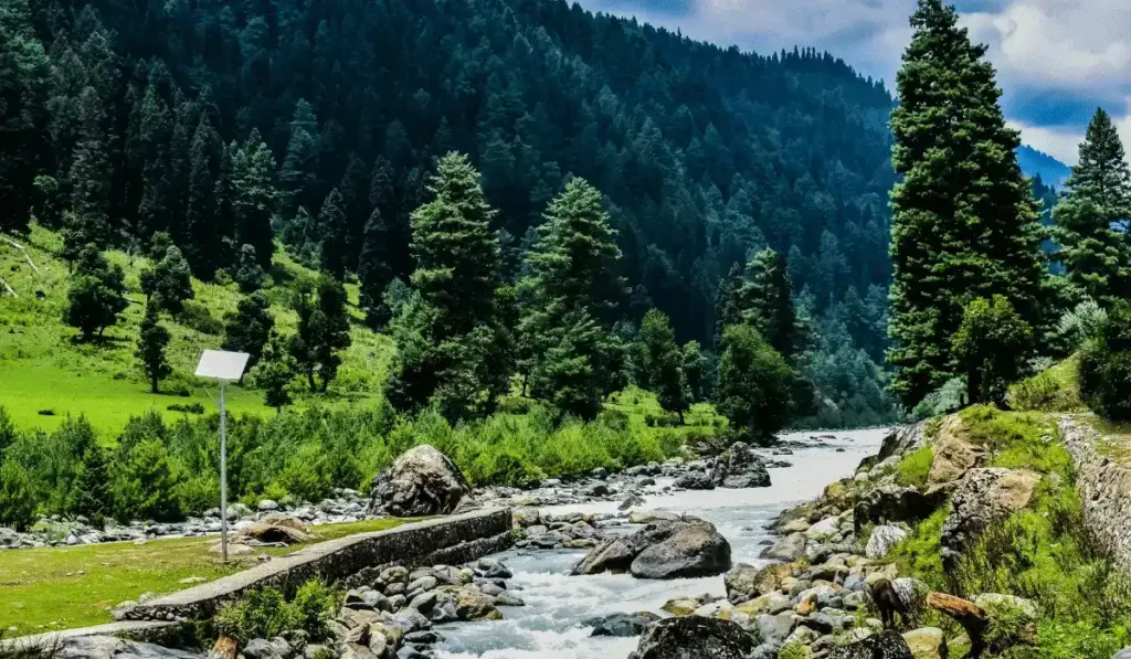Kashmir PAKISTAN pro TOUR AAM TRAVELS