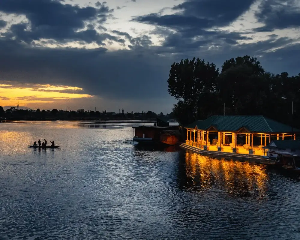 Kashmir Tour Photo Gallery by AAM Travels Multan 3