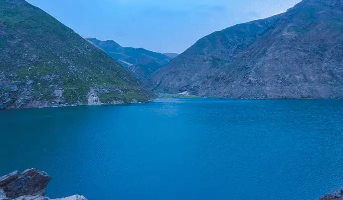Lulusar Lake, The Lake of Silence - aamtravels.com