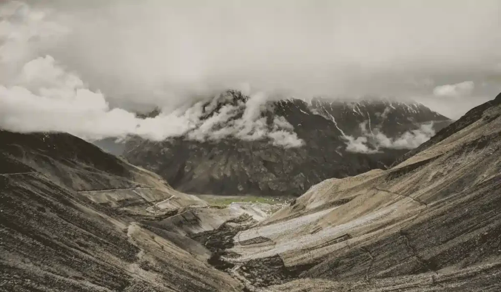 Shandur Pass Chitral Valley And Garam Chashma - aamtravels.com